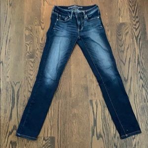 American eagle dark wash skinny jeans